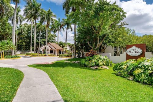 9501-9501 Sw 138th Pl, Miami, FL, 33186 | Card Image