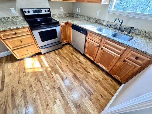 104-51 Lees Ford Dock Rd, Nancy, KY, 42544-8402 | Card Image