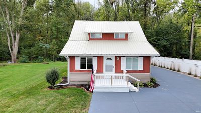 8629 E Hatchery Road, House other with 3 bedrooms, 2 bathrooms and null parking in Syracuse IN | Image 1