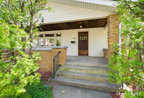 1058 4th Street Nw, Grand Rapids, MI, 49504 | Card Image