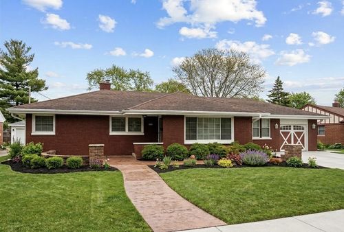 2948 S Orleans Avenue, West Allis, WI, 53227 | Card Image
