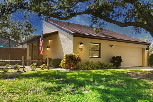 3919 Glen Oaks Manor Dr, SARASOTA, FL, 34232-1039 | Card Image