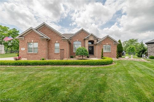 20000 Crowberry Ct, North Lima, OH, 44452-8599 | Card Image