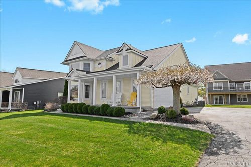 12775 Carolyn Way, Springfld Twp, MI, 48350-2553 | Card Image