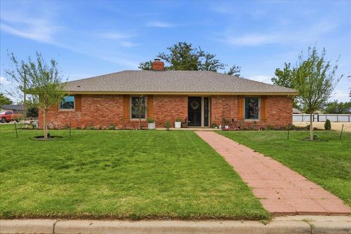 1401 Avenue N, Ralls, TX, 79357-3231 | Card Image
