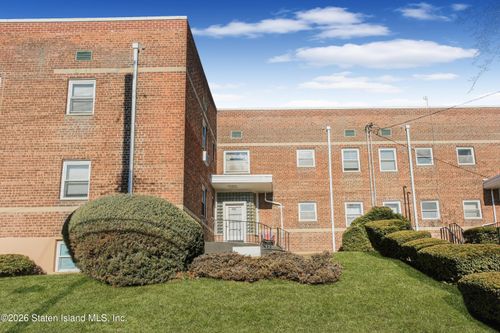 1c-585 Castleton Ave, Staten Island, NY, 10301-2050 | Card Image