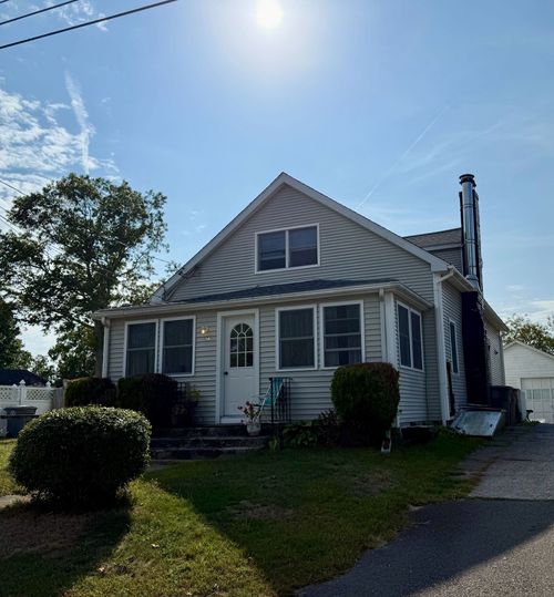 26 B Hillcrest Rd, Niantic, CT, 06357 | Card Image