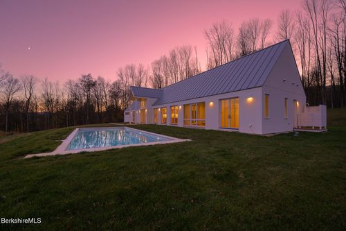 21 Interlaken Rd, Stockbridge, MA, 01262 | Card Image