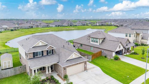 9818 Colonial Downs Dr, Mont Belvieu, TX, 77523-2230 | Card Image