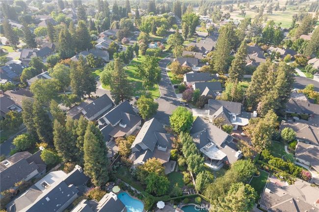 2727 W Bluff Ave, House other with 4 bedrooms, 3 bathrooms and 2 parking in Fresno CA | Image 62