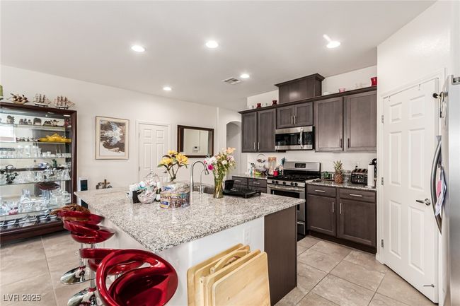 5633 Alitak Bay St, House other with 4 bedrooms, 3 bathrooms and null parking in North Las Vegas NV | Image 18