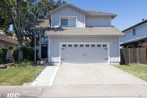 1124 Araquipa Court, Vacaville, CA, 95687 | Card Image