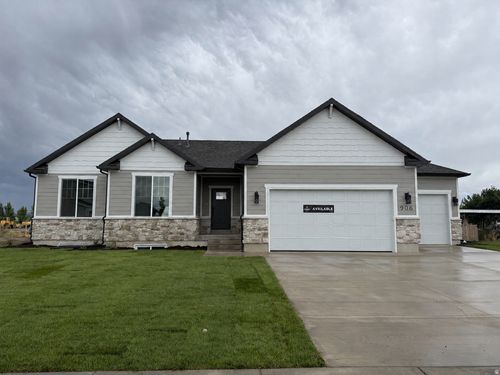 25-906 E 120 N, Tremonton, UT, 84337-8843 | Card Image