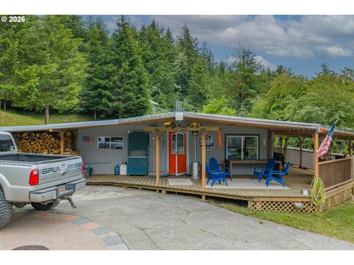 95240 Brewster Ln, MyrtlePoint, OR, 97458 | Card Image