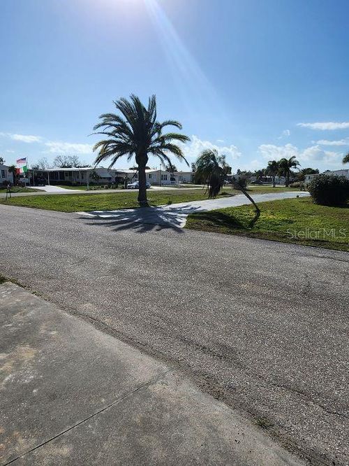 6323 Bob White Dr, ENGLEWOOD, FL, 34224-8674 | Card Image