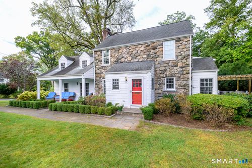 64 Sanford Ln, Stamford, CT, 06905-2820 | Card Image