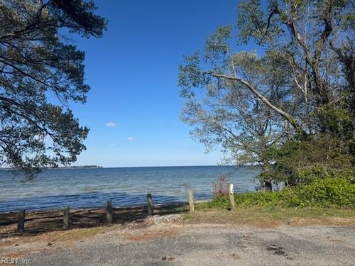 2.29 Godfrey Bay Rd, Cobbs Creek, VA, 23035 | Card Image