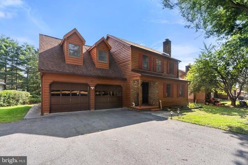 103 Masters Dr, CROSS JUNCTION, VA, 22625-2438 | Card Image