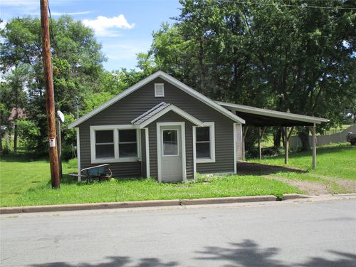 719 E 2nd St S, Ladysmith, WI, 54848-2232 | Card Image