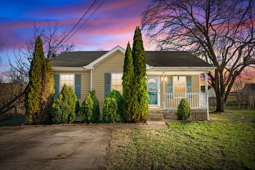 116 Sidney Ct, Oak Grove, KY, 42262-8104 | Card Image