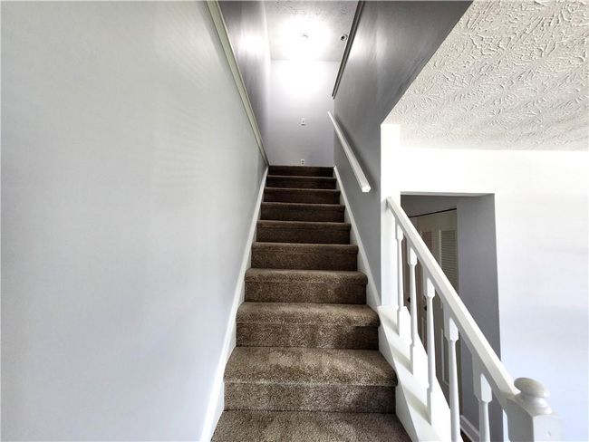 295 Roswell Commons Cir, Townhouse with 2 bedrooms, 3 bathrooms and 2 parking in Roswell GA | Image 8
