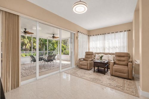 5287 Se Sweetbrier Ter, Hobe Sound, FL, 33455-7810 | Card Image