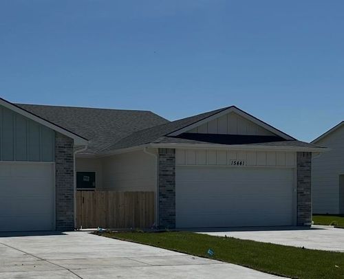 15541 W Josephine St, Goddard, KS, 67052-1114 | Card Image