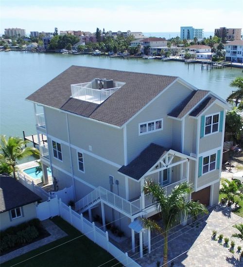 305 Harbor Dr, INDIAN ROCKS BEACH, FL, 33785-3136 | Card Image