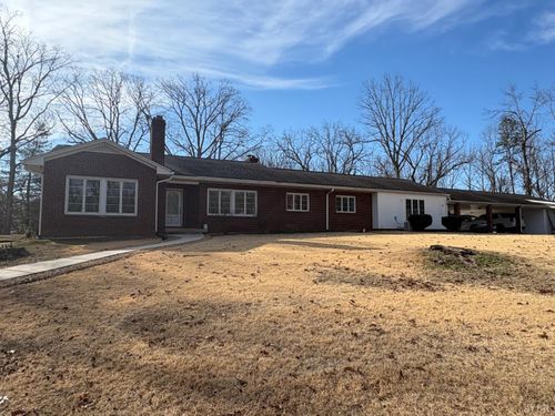 111 Oaklawn Ter, Gretna, VA, 24557-1150 | Card Image