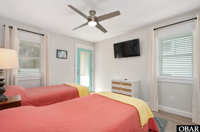 1410 Hill St, House other with 4 bedrooms, 3 bathrooms and null parking in Kill Devil Hills NC | Image 37