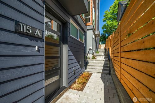 a-115 22nd Ave, Seattle, WA, 98122-6006 | Card Image