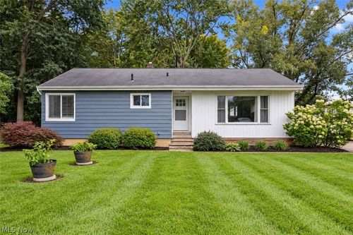 6860 Murray Ridge Rd, Elyria, OH, 44035-1038 | Card Image