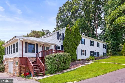 1025 Gebhart Rd, WINDSOR, PA, 17366-8972 | Card Image