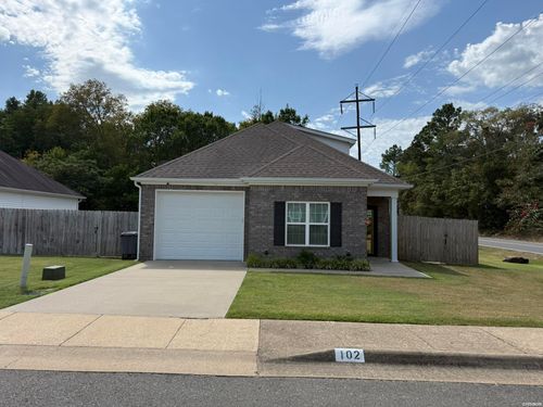 102 Sunflower St, Hot Springs, AR, 71901-7988 | Card Image