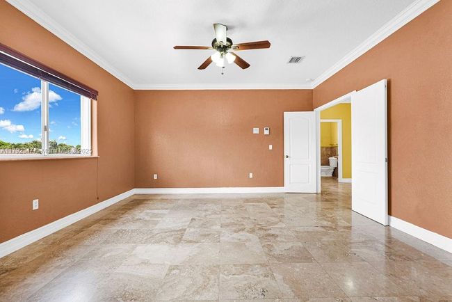 16732 Nw 89 Th Pl, House other with 4 bedrooms, 3 bathrooms and null parking in Miami Lakes FL | Image 39