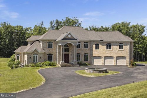 5848 Doyle Rd, CLIFTON, VA, 20124-1307 | Card Image