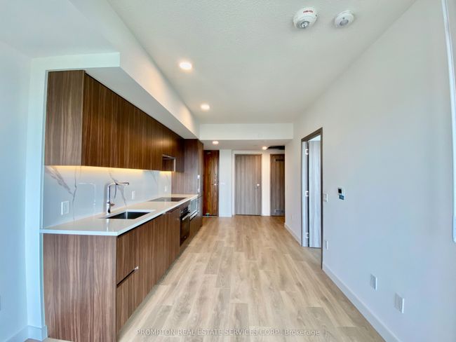 5001 - 3 Concord Cityplace Way, Condo with 1 bedrooms, 1 bathrooms and null parking in Toronto ON | Image 9