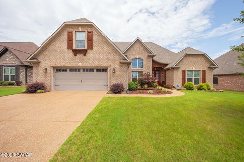 45 Nathan Dr, Jackson, TN, 38305-3176 | Card Image