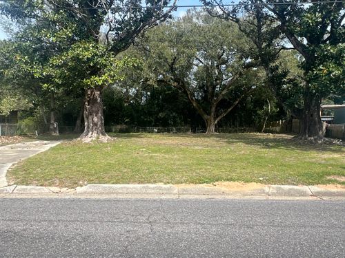 229 Aquamarine Avenue, Pensacola, FL, 32505 | Card Image
