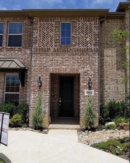 904 Estelle Dr, Euless, TX, 76040-4540 | Card Image