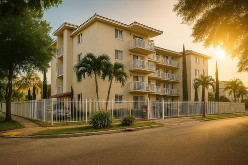 402-134 Sw 7th Ave, Miami, FL, 33130-2377 | Card Image