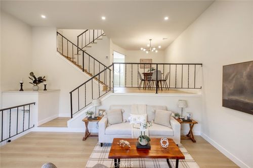 unit-25-10141 Samoa Ave, Tujunga, CA, 91042-2379 | Card Image
