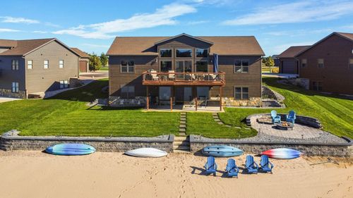 N8629 N Log Cabin Ct, New Lisbon, WI, 53950 | Card Image