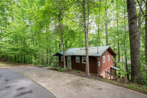 328 Forest Lk, Robbinsville, NC, 28771-6960 | Card Image