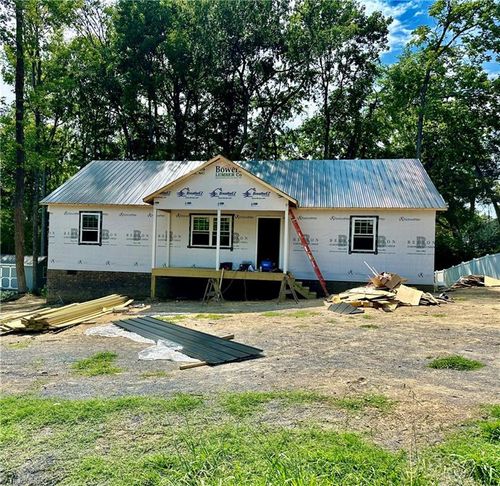 718 Dillon St, Thomasville, NC, 27360-5410 | Card Image