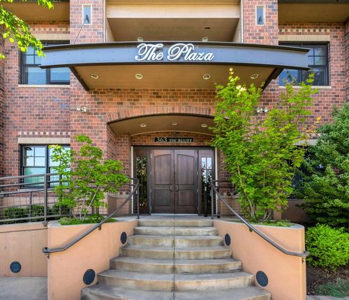 unit-103-363 Sw Bluff Dr, Bend, OR, 97702-2608 | Card Image