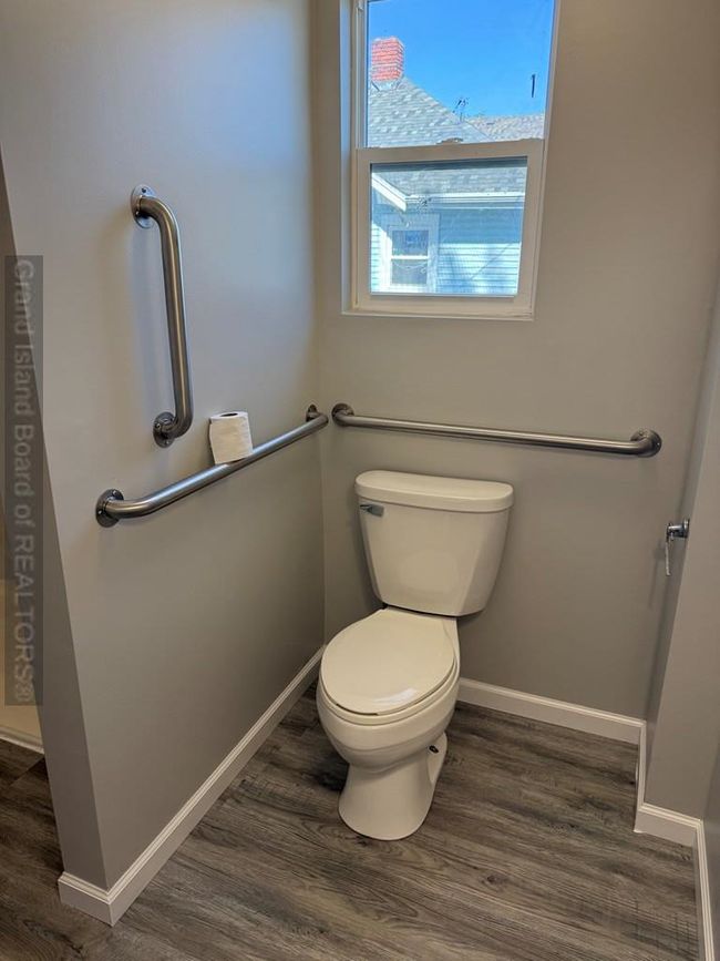 1615 W 7 St, House other with 4 bedrooms, 2 bathrooms and 1 parking in Hastings NE | Image 26