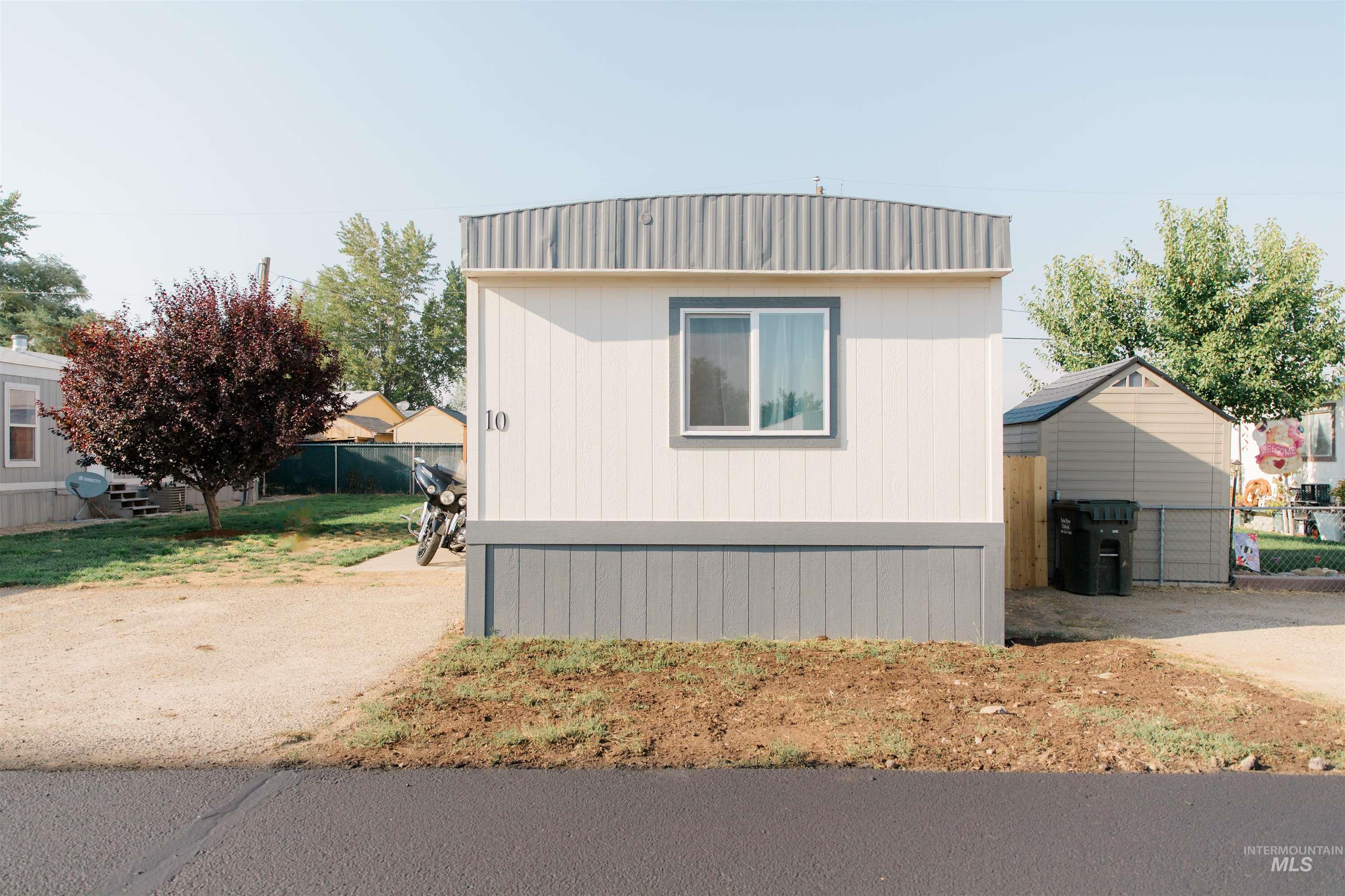 Marlette St, Mountain Home, ID 83647