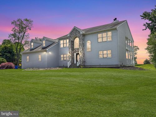 6 Marc Ln, Wrightstown, NJ, 08562-2226 | Card Image