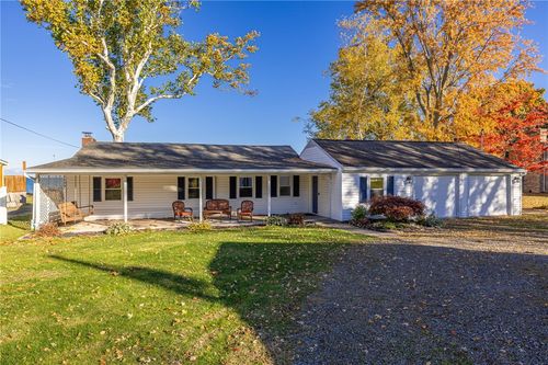 523 Ontario Dr, Ontario, NY, 14519-9344 | Card Image